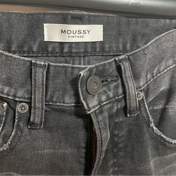 MOUSSY VINTAGE Velma Distressed Skinny Jeans
In FADED BLACK SIZE 24 - Picture 10 of 16